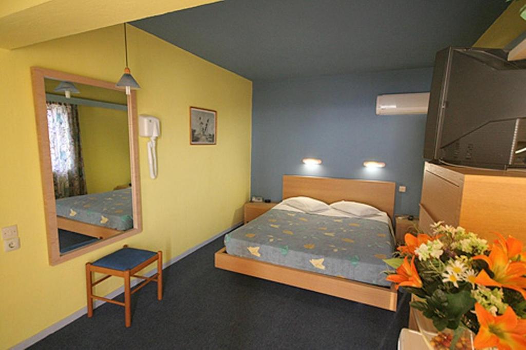 Phaedra Hotel Rhodes City Exterior photo